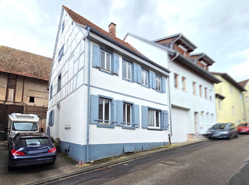 Sanierungs- oder Abrissprobjekt in zentraler Lage von Waibstadt